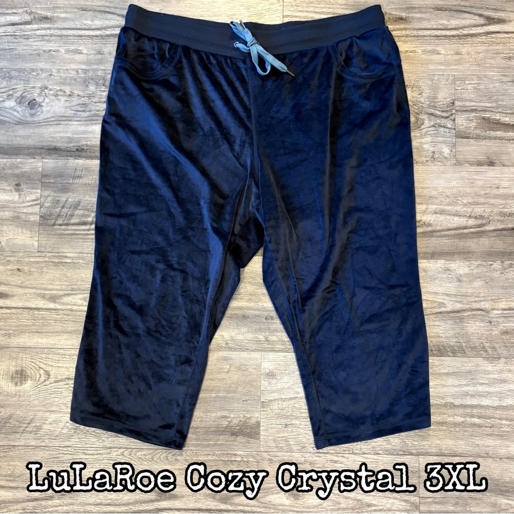 Lularoe Crystal from Cozy Collection - 3XL